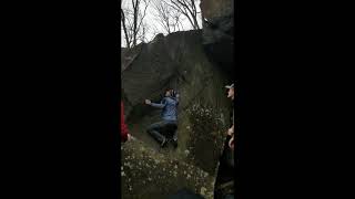 Video thumbnail of Cave Wave, V6. Governor Stable