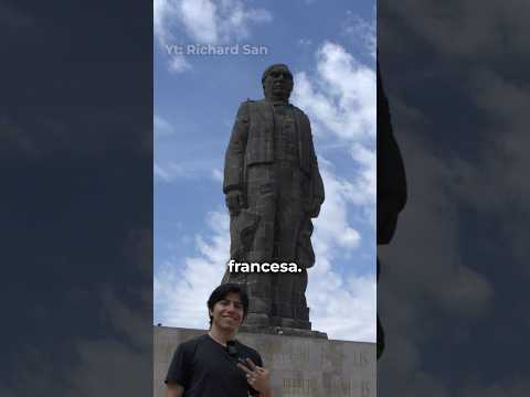 La estatua GIGANTE de Benito Juárez #datoscuriosos #querétaro #historia #richardsan