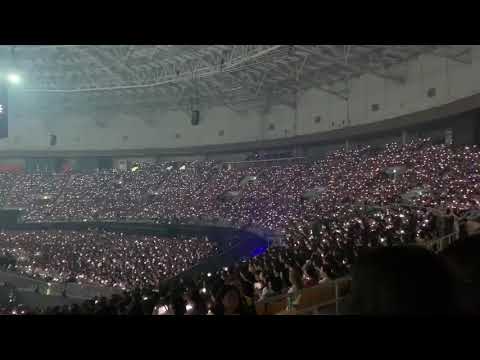 EXO planet #5 EXplOration EXOls singing peterpan