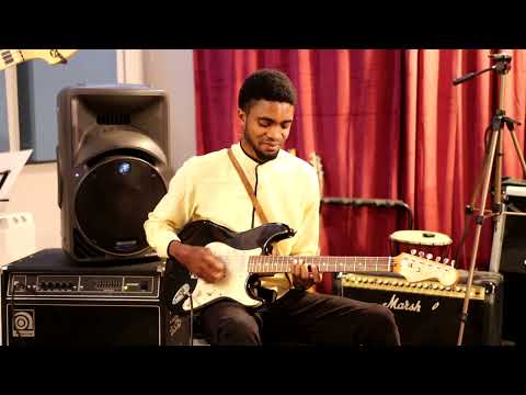 praise and worship with pastor Abraham Diomande