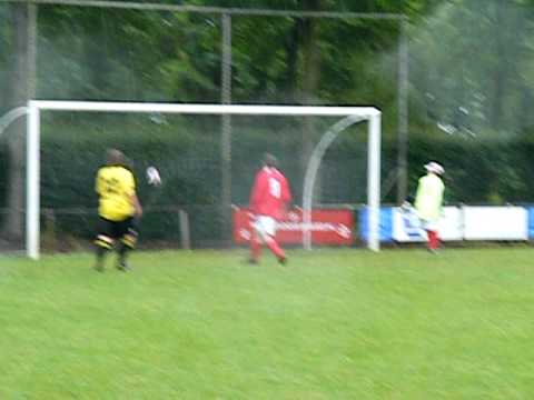 Uchta Da1 - Dodewaard Da1 -17-05-2009 - Doelpunt nr.7 Mariam Chaoui