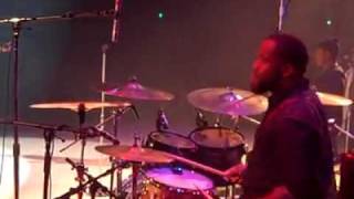 Darryl "Lil Man" Howell Playing Drums For Avant