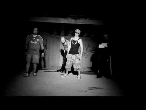 Barikat @Jöntürk Biz Zorunda Değiliz