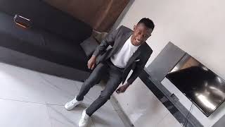 Download lagu Uyuwine pompwe-davy the vocal machine(mundubile campaign song)  mp3