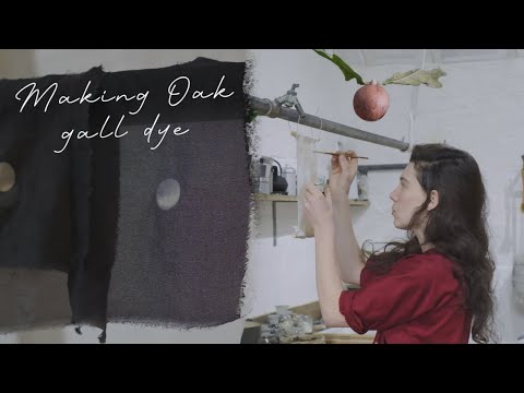 Natural dye with Oak galls