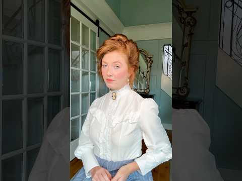 Edwardian-style hair! 1900s Gibson Girl bun tutorial 🤍 #hairstyle #1900s #vintagestyle #hair