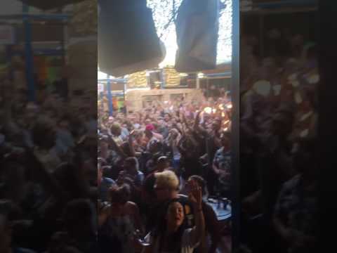 Jonathan Ulysses playing Felix on the Space Closing Party 2016