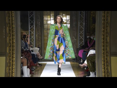 Cristina Beautiful Life | Emerging Talents Milan | Fall Winter 2022/2023