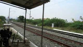 preview picture of video 'train in a mps mode at wangapalli crossing on way to yadagirigutta andhra pradesh'