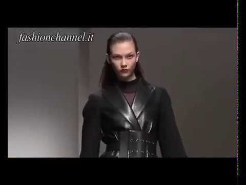 Gianfranco Ferrè Autumn Winter 2010 2011 Milan 1 of 3 pret a porter women by FashionChannel