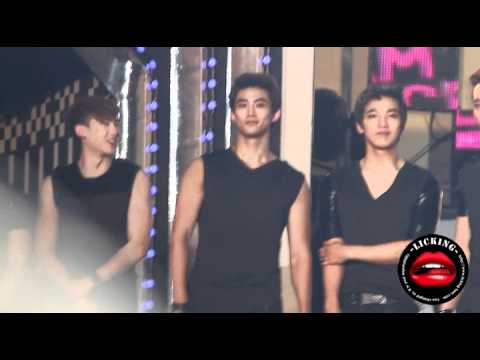 Taec  " Yes, it's you." 110528 Dream concert