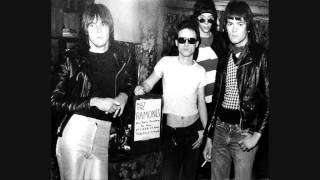 Ramones - CBGB (New York City 14-4-1975)