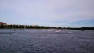 preview picture of video 'Yamaha Gp1300 vs Ski-Doo Pro 800 on water.'