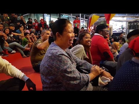 sambalado-Nurul feat Redeem buskers,goyang gerudi batu keras,makcik ketawa sakan meleleh airmata