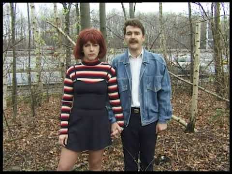 In De Gloria S02E01 - Videopost - De bermpoepers (1)