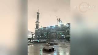 सऊदी अरब हुआ बंद!! मक्का, मदीना में बाढ़ और तूफ़ान | Floods & Storms In Mecca