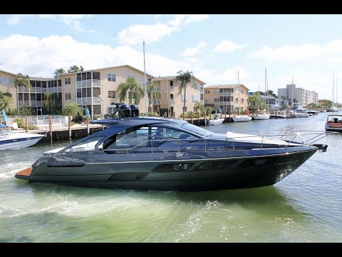 Pershing 5X Interior Cabin - Indigo Metalic Paint Color