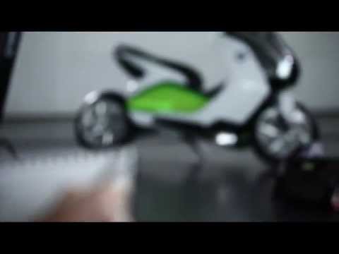 Thumbnail for 2011 BMW Scooter Concept e explained by David Robb by BMW