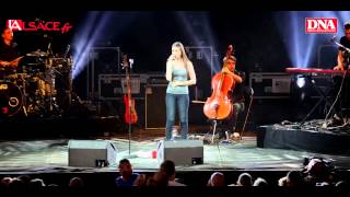 Marina Kaye chante Mirror Mirror à la Foire aux Vins d&#39;Alsace