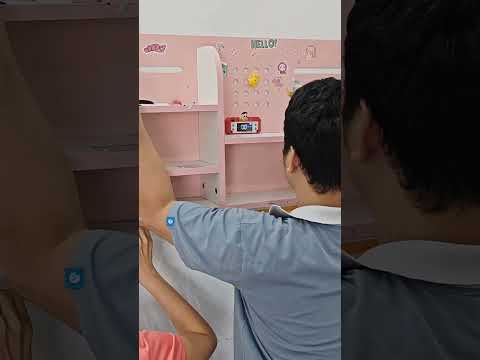 Cuộn băng keo nilon che chắn bụi tiện lợi khi sửa nhà