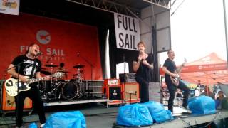 Avion Roe (LIVE @ Warped Tour 2016)
