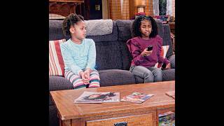Download lagu The Upshaws Season 2 (2022) | The babysitter mystery🖐️🧩🗣️☕ mp3