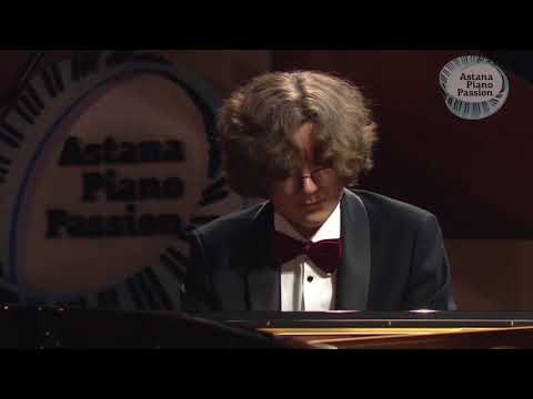 Daniel Nemov. F. Liszt - Fantasy on two themes from Mozart's opera "Le Nozze de Figaro".