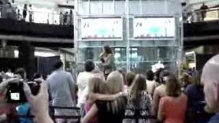 Constantine Maroulis - Girl Like You