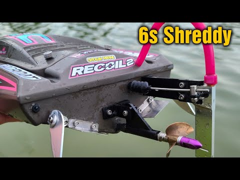 Upgraded Proboat Recoil 2 Turning a Few Laps