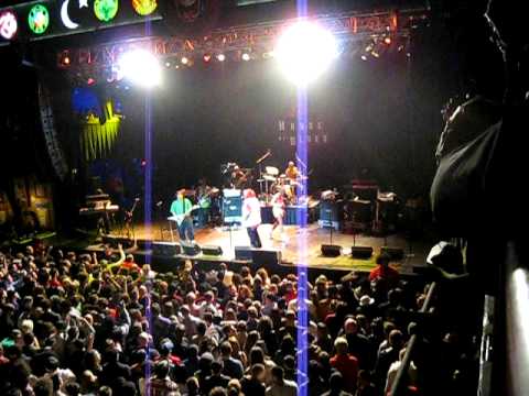 George Clinton and Parliament Funkadelic - Maggot Brain Part 2 - House of Blues Boston 2/19/10