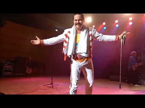 Queen Revival Band im MuK Lübeck am 09.10.2022