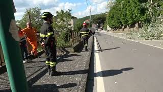 frana-il-costone-del-boschetto-pasteni-ad-ariano-chiusura-totale-della-strada