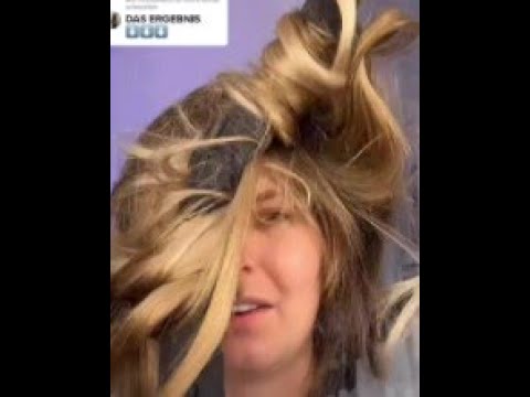 Paula tried it! The result - curls with a T-shirt and scrunchie - FAIL 🤣