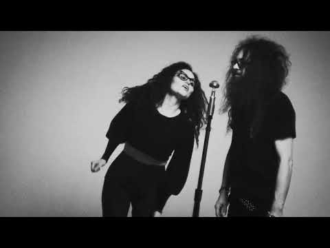 Escape Artist Lovers "Follow the Leader" [OFFICIAL VIDEO]