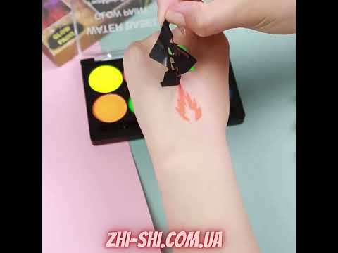 Професійний флуоресцентний аквагрим Poetry Shadow - 8 кольорів - пензлик - FC802 - фото 1 - id-p2186684700