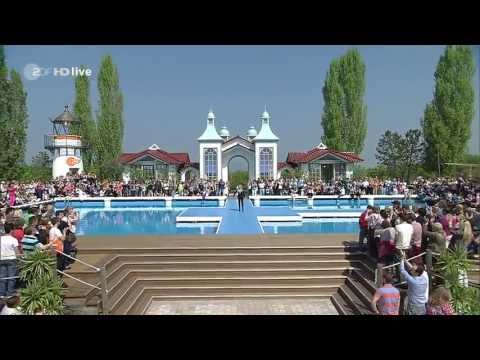 Bonnie Tyler - Believe in Me (Live) at ZDF-Fernsehgarten 2013