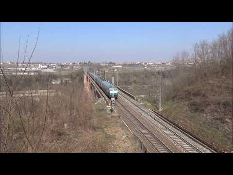 REGIONALE VELOCE IN TRANSITO SUL PONTE A FOSSANO (CN) DOM. 24 - 3 - 2019
