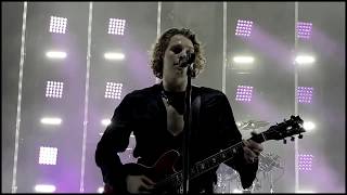 5 Seconds Of Summer - If Walls Could Talk (Live Music Video)