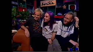 Frenzal Rhomb Live on Channel V &#39;The Joint&#39; 1998 1   01 Mum Changed The Locks + Interview 9 uBThLI1v