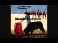 Blonde Redhead - I Am There While You Choke On Me