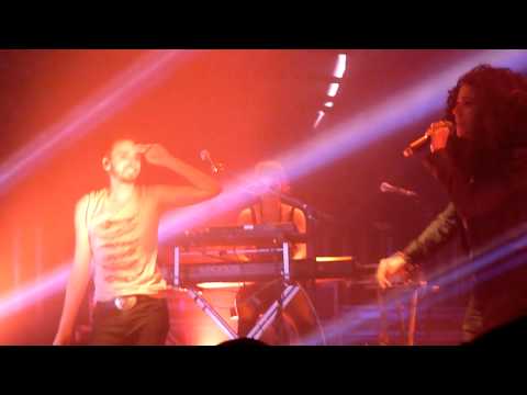 Sophie Delila & Christophe Willem - What di I do (Enghien 14/12/2012)