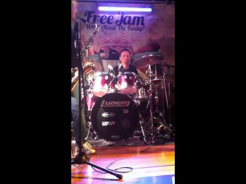 Iarin Munari - drums solo with Free Jam