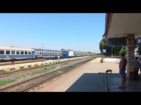 IR 1922 sosind în gara Mangalia