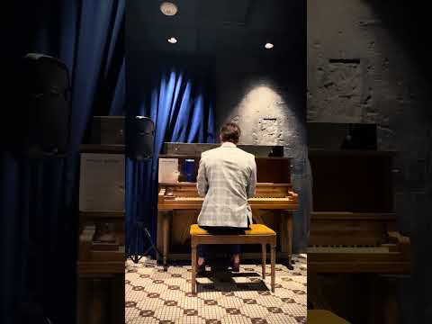 Promotional video thumbnail 1 for Classical Pianist