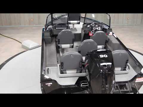 2021 Lowe Fishing Machine 1675 - INTERIOR