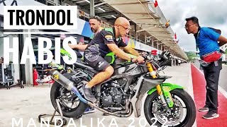 Download lagu PADDOCK TOUR KAWASAKI RACING TEAM DI WSBK MANDALIKA 2022 🔥 | ASPAL BERMASALAH ?😱 | INI FAKTANYA mp3