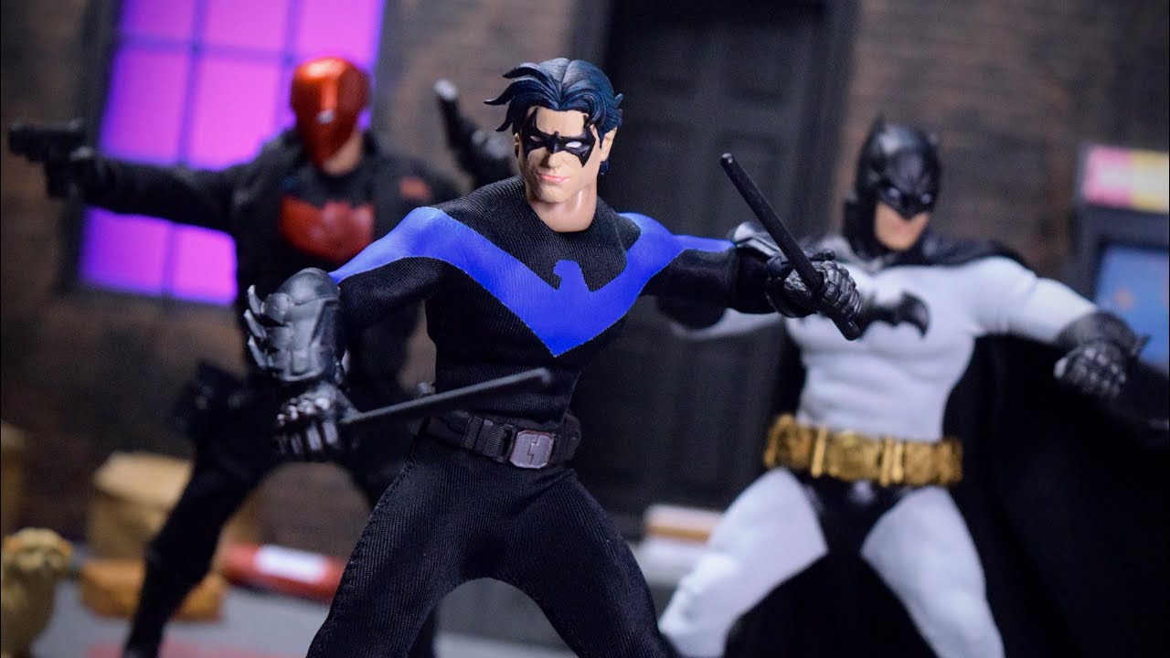 My Custom Mezco Style Nightwing Action Figure Review & Showcase | DC
