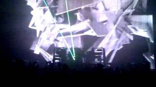 Live Chemical Brothers - Zénith Paris - 14 01 2011 - Horse Power.mp4