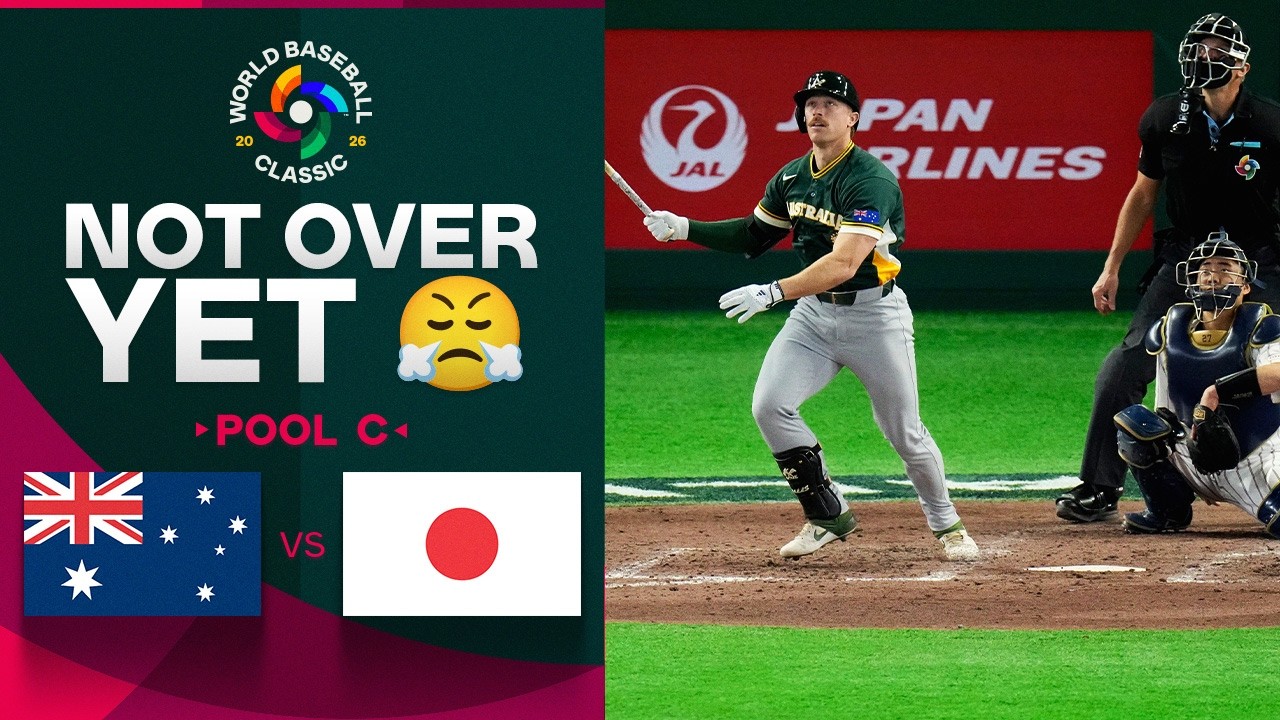 NOT OVER YET! 😤 Team Australia hits a pair of home runs in the 9th inning to make it a 1-run game!
