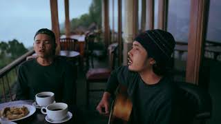Download lagu MEJANJI DI JALAN - DE ALOT - COVER OLEH GUNA WARMA & MAN ANGGA mp3